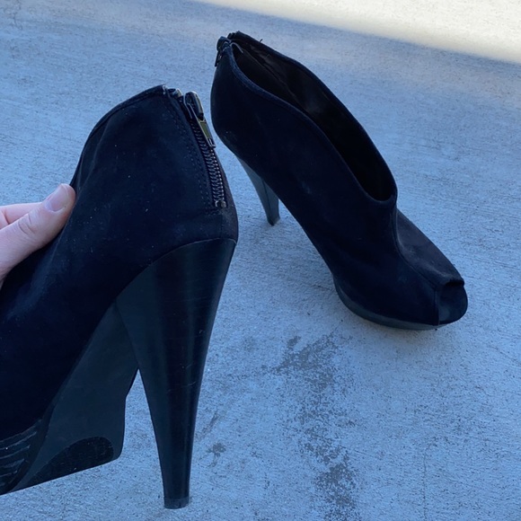 Carlos Santana Bootie Open-toe Heels (Size 9.5) - Picture 4 of 4